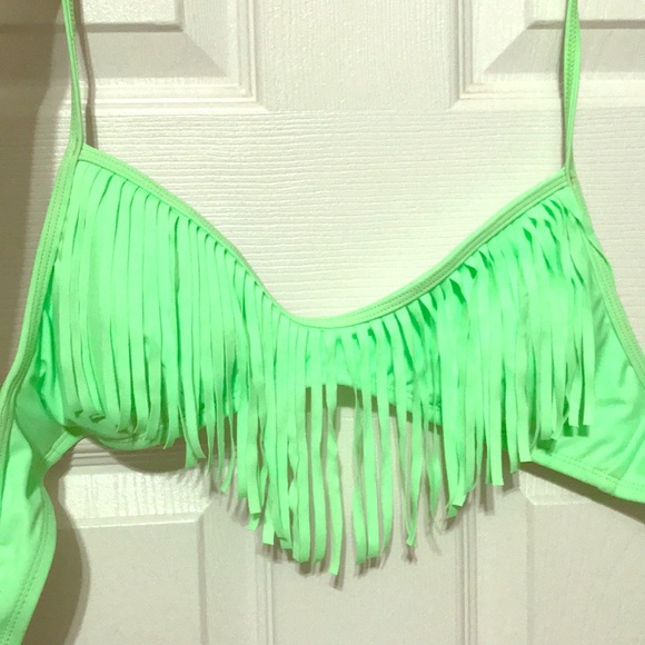 ✨MINT FRINGE BIKINI TOP✨ - Picture 1 of 3